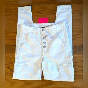 NEW American Eagle Super Hi-rise Jegging (white) size 2